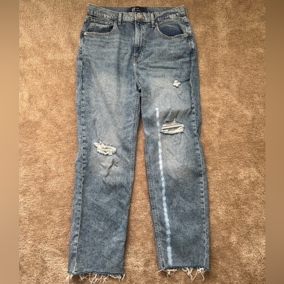 GAP 90’s Loose High Rise Distressed Denim - Picture 2 of 6